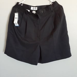 IZOD High Waist Pleated Golf Shorts, NWT, 12